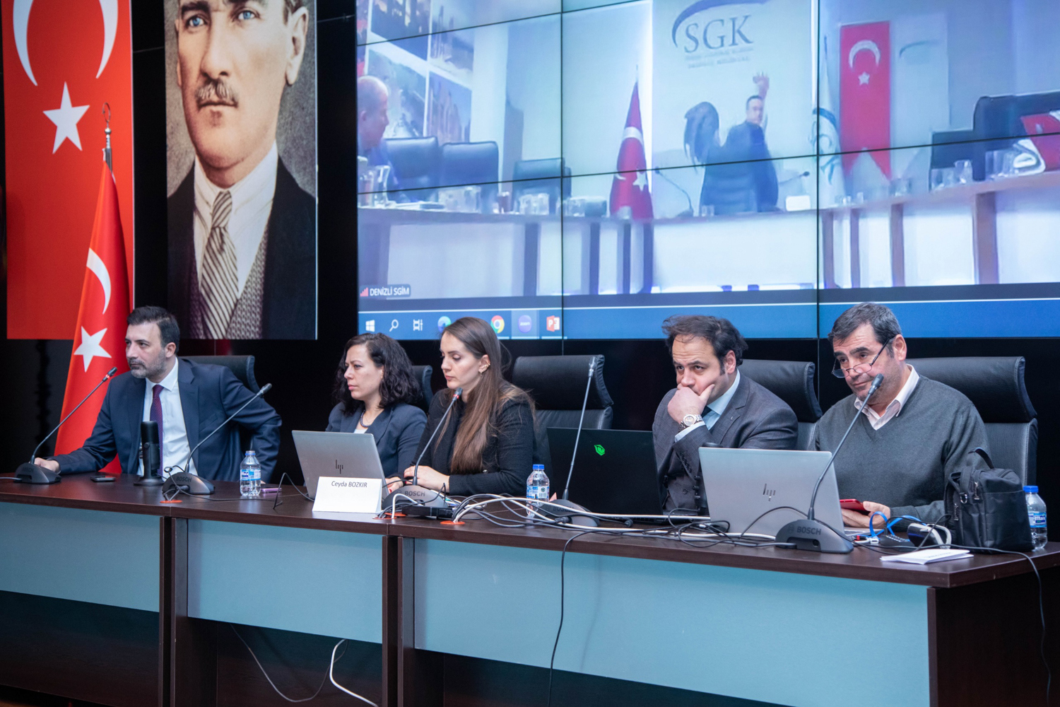 SGK’de Bilgi Edinme ve CİMER Eğitimi Yapıldı